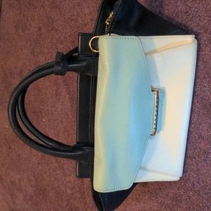 Vince Camuto small bag